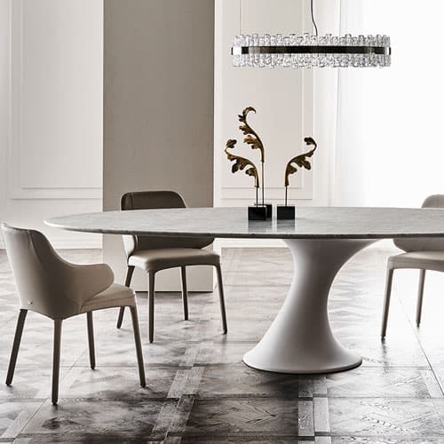 What Type of Dining Table Is Ideal for Compact Spaces?
