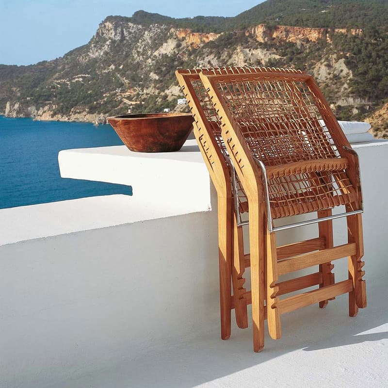 Synthesis Folding Outdoor Chair by Unopiu