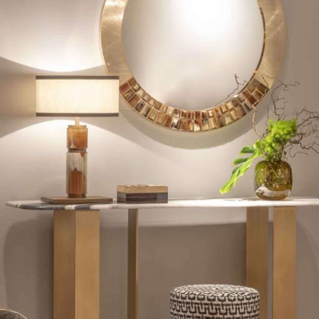 arcahorn console table with marble top, gold frame and round mirror