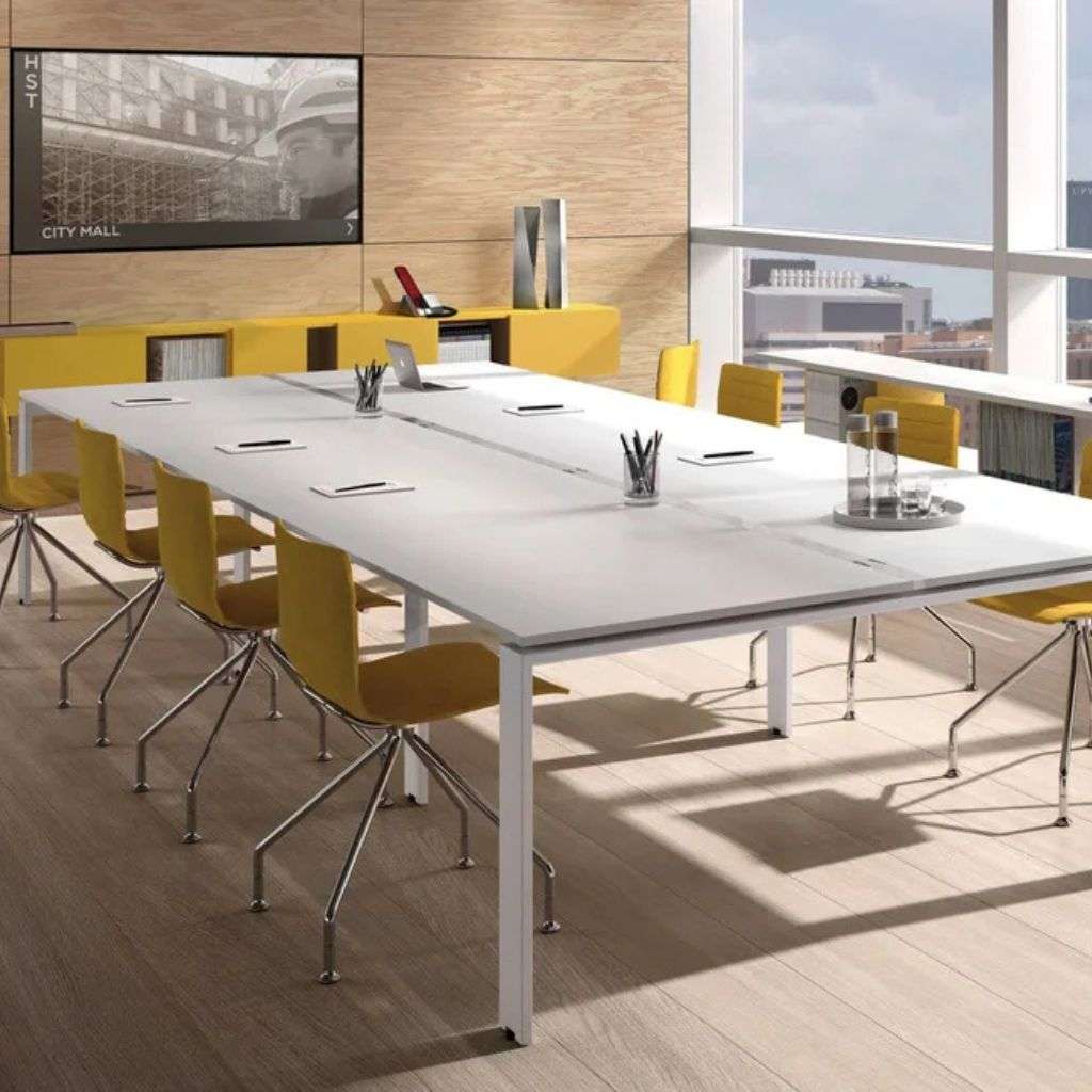 Jesse modern meeting Room with vibrant chairs
