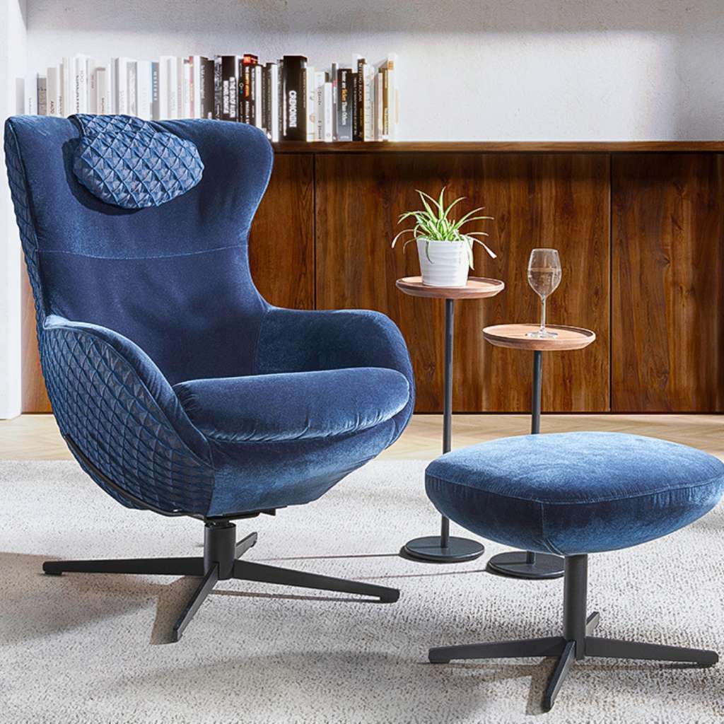 Contemporary office chair by Signal Design, offering comfort and style for productive workspaces.