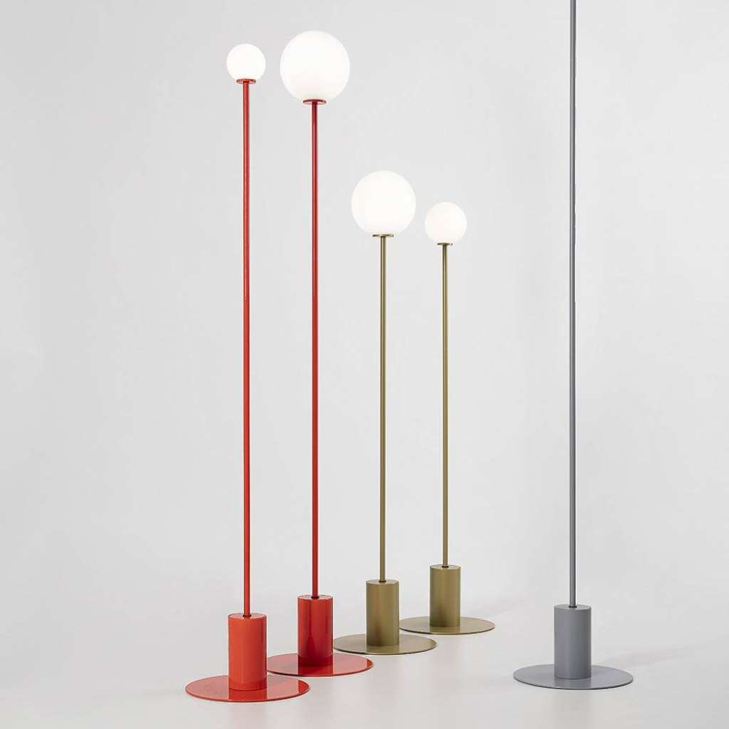 Vesoi modern floor lamps with minimalistic design in various colors.