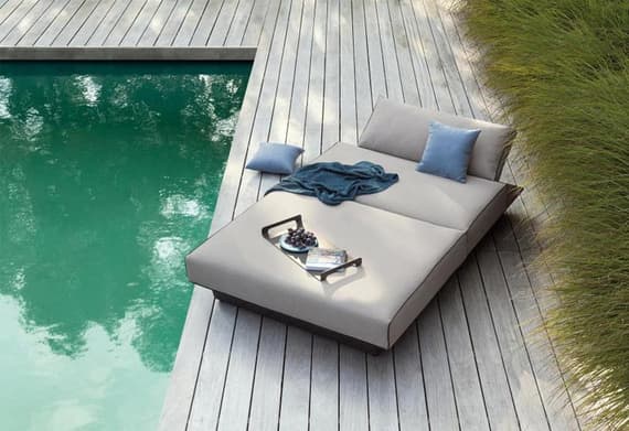 Manutti air concept sofa