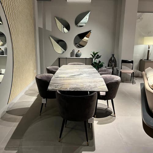 Fontana Extending Dining Table by Draenert | FCI Clearance
