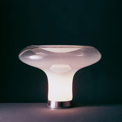 Lesbo Table Lamp by Artemide