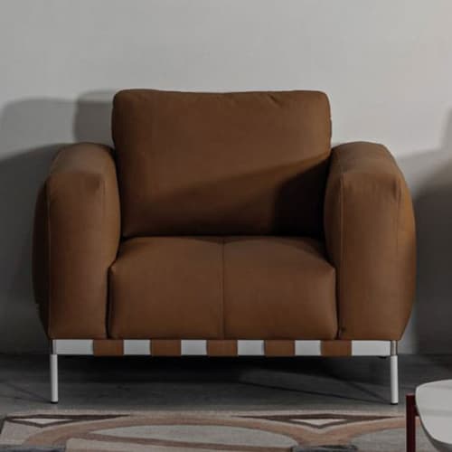 Oscar Armchair by Cierre