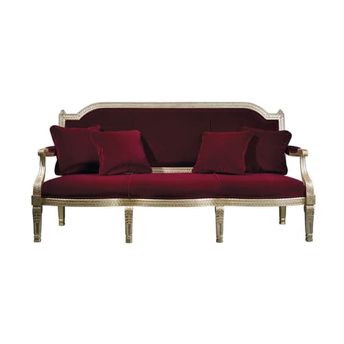 Classic Sofa by Collection Alexandra