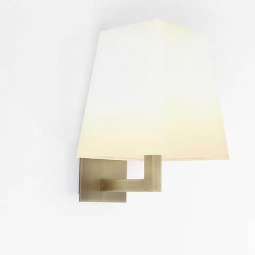 Quadra New Ap Wall Lamp by Contardi
