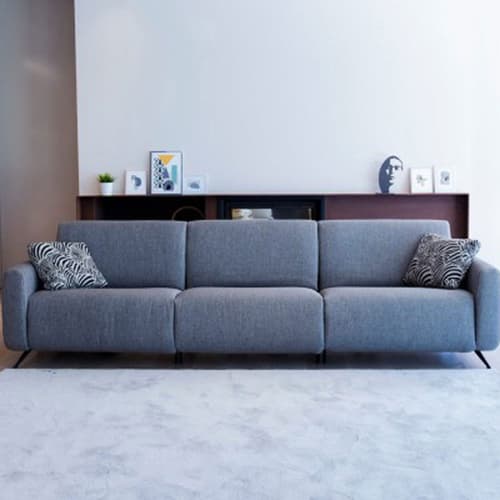 Atlanta Sofa by Fama