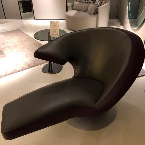 Parabolica Occasional Chair by Leolux | FCI Clearance