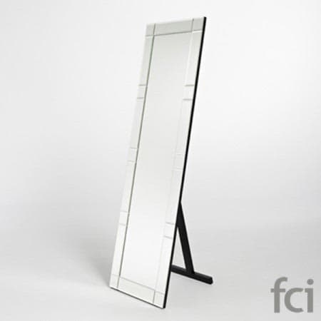 Fillet Free Standing by Reflections