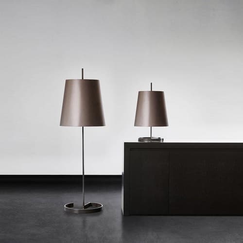 Rio Round Table Lamp by Xvl