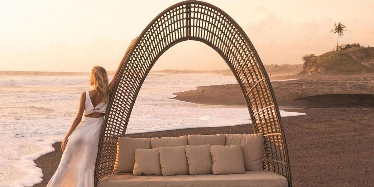 FCI London classy outdoor coffee table styling; modern, weatherproof design for terraces.