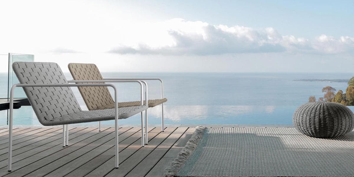 FCI London Jackie Collection outdoor dining set: contemporary design with comfort.