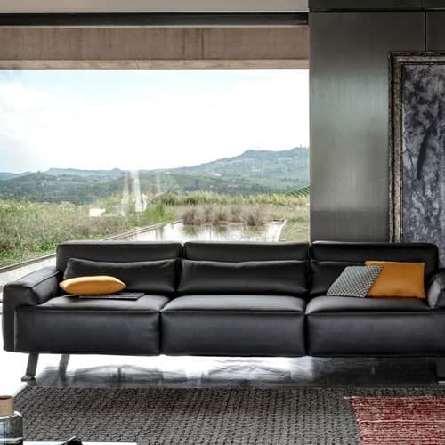 What Manufacturer Makes The Best Recliner Sofas?