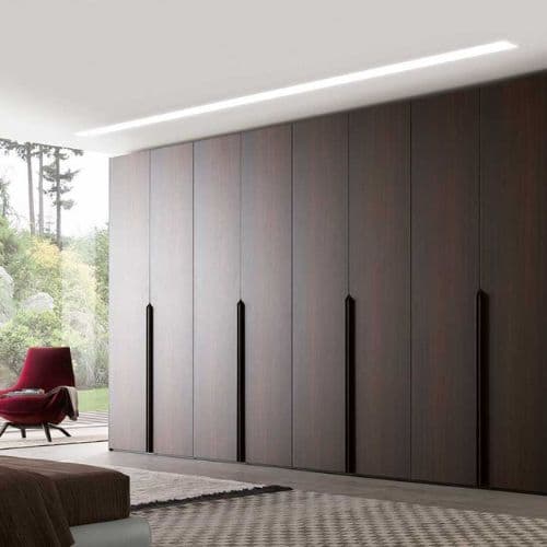 Are Fitted Wardrobes Old Fashioned?