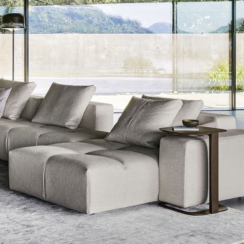 Corner Sofas vs. Traditional Sofas Which is Right for Your Home?