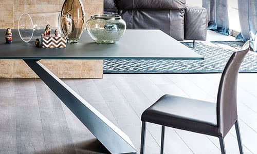 Top Flooring Options for Light Wood Dining Tables in 2025