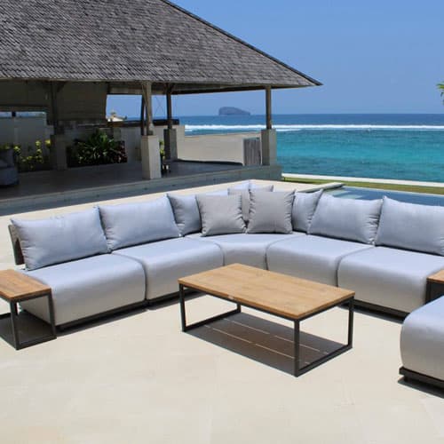 The Ultimate Guide to Luxury Outdoor Furniture by Skyline Design