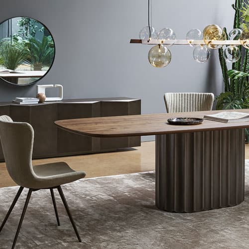 Solid vs Veneer Wood: How to Tell the Difference in Dining Tables