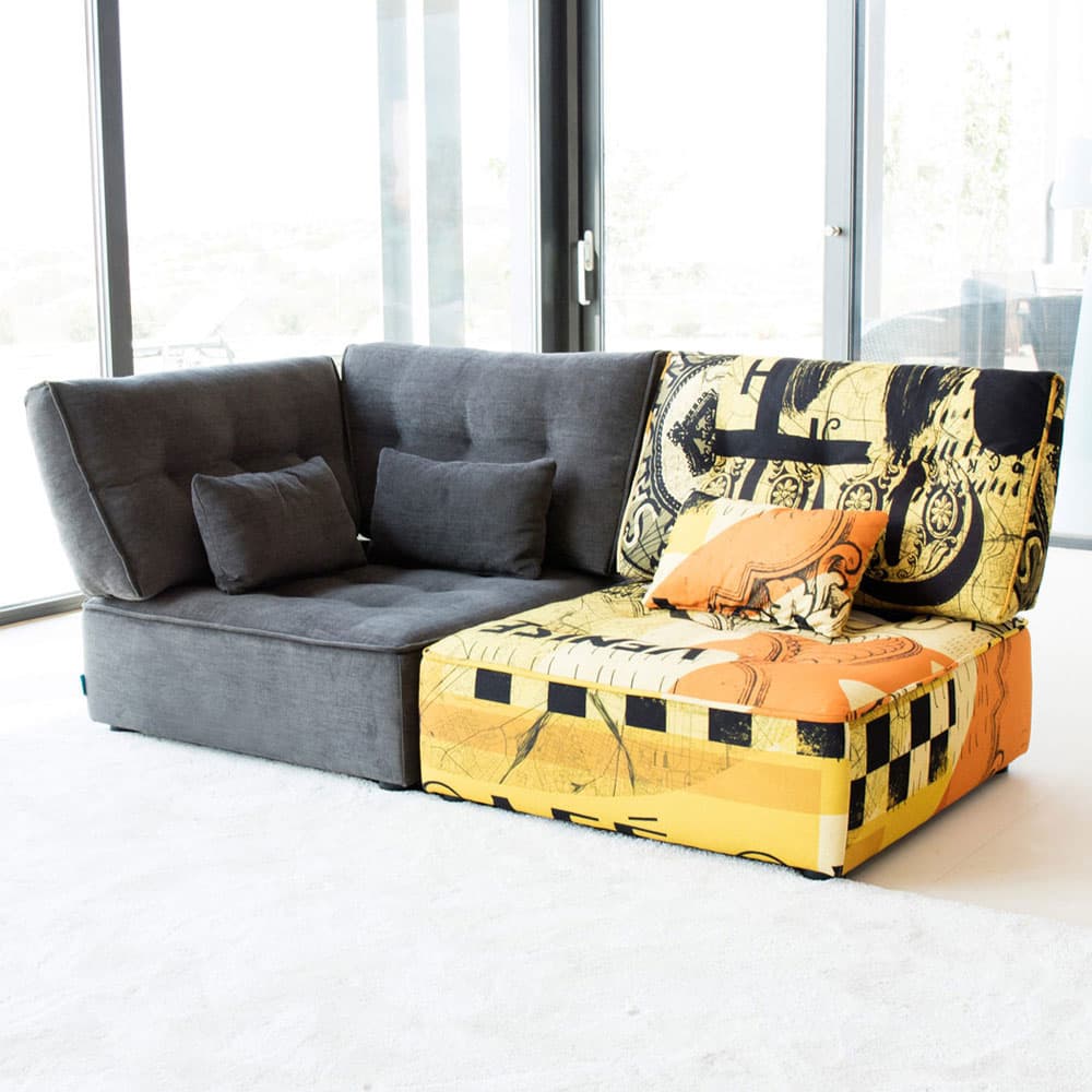 Arianne Love Sofa