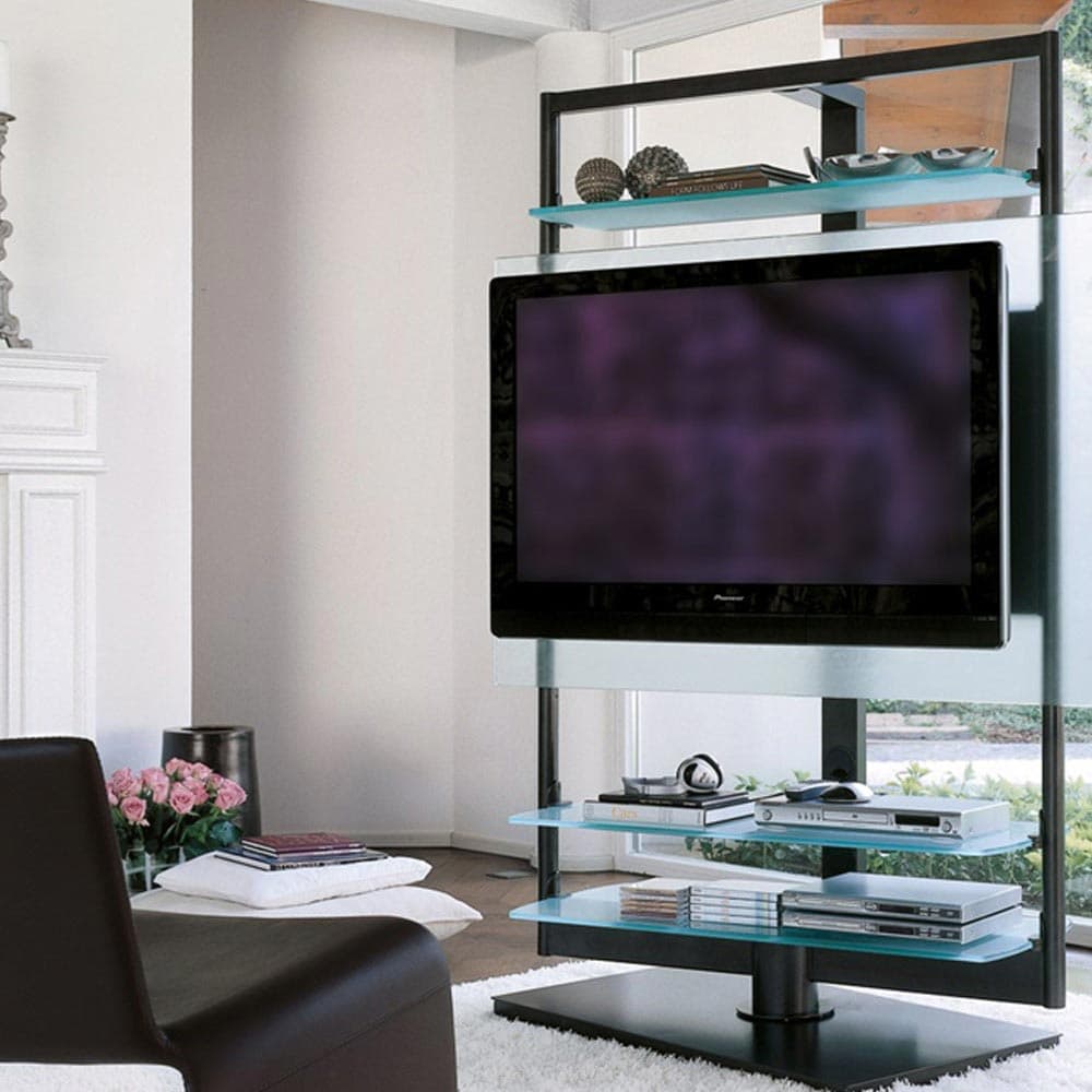 Ubiqua TV Stand