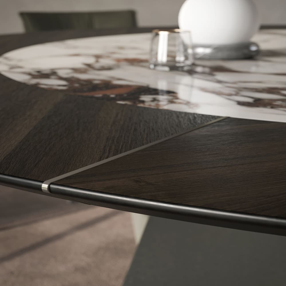 Cattelan Italia Senator Ker Wood round dining table design at FCI London