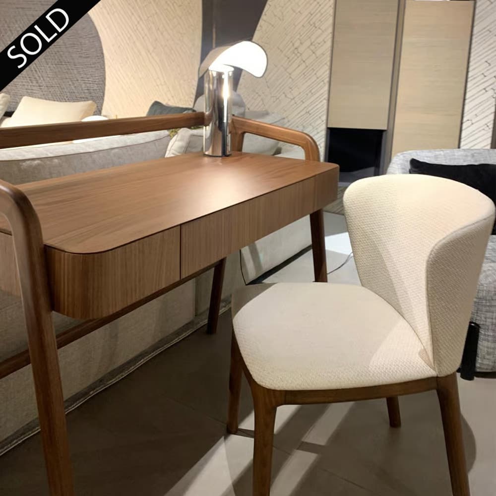 Knot Desk by FCI London