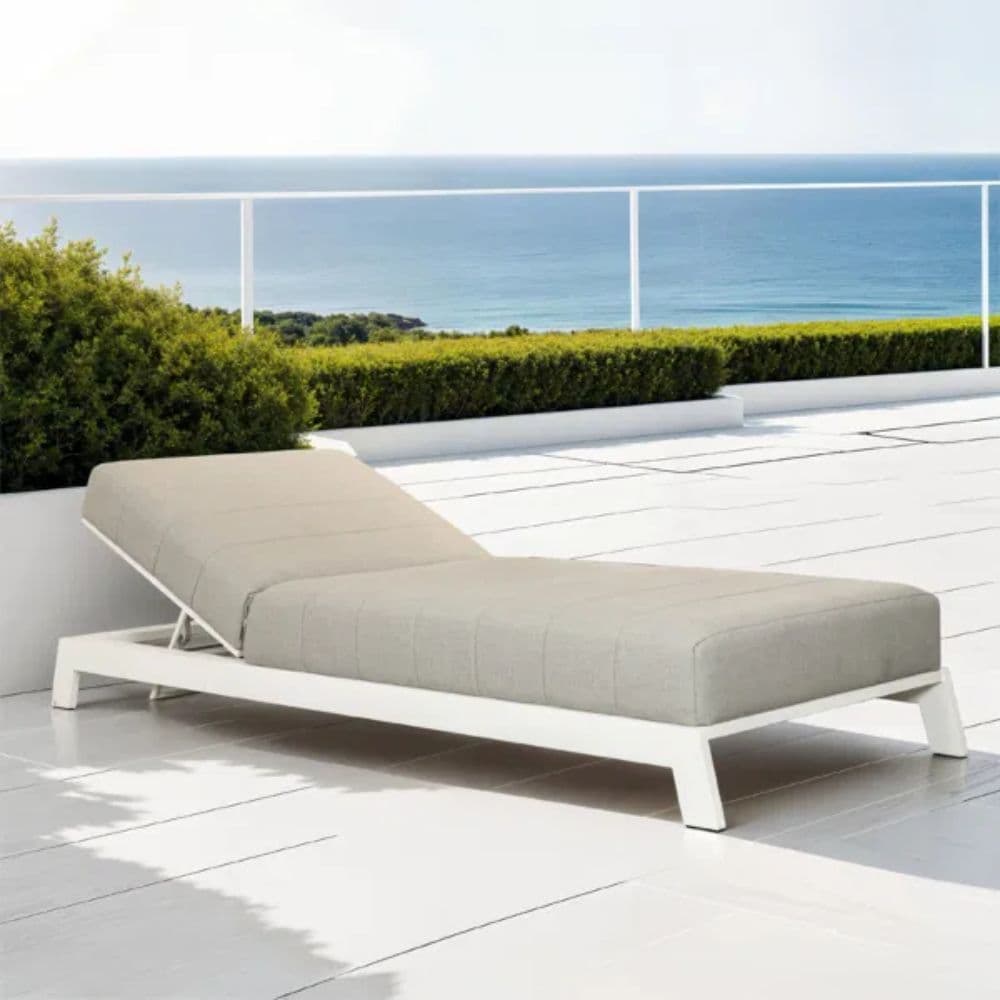 Arabian Outdoor Lounge by FCI London