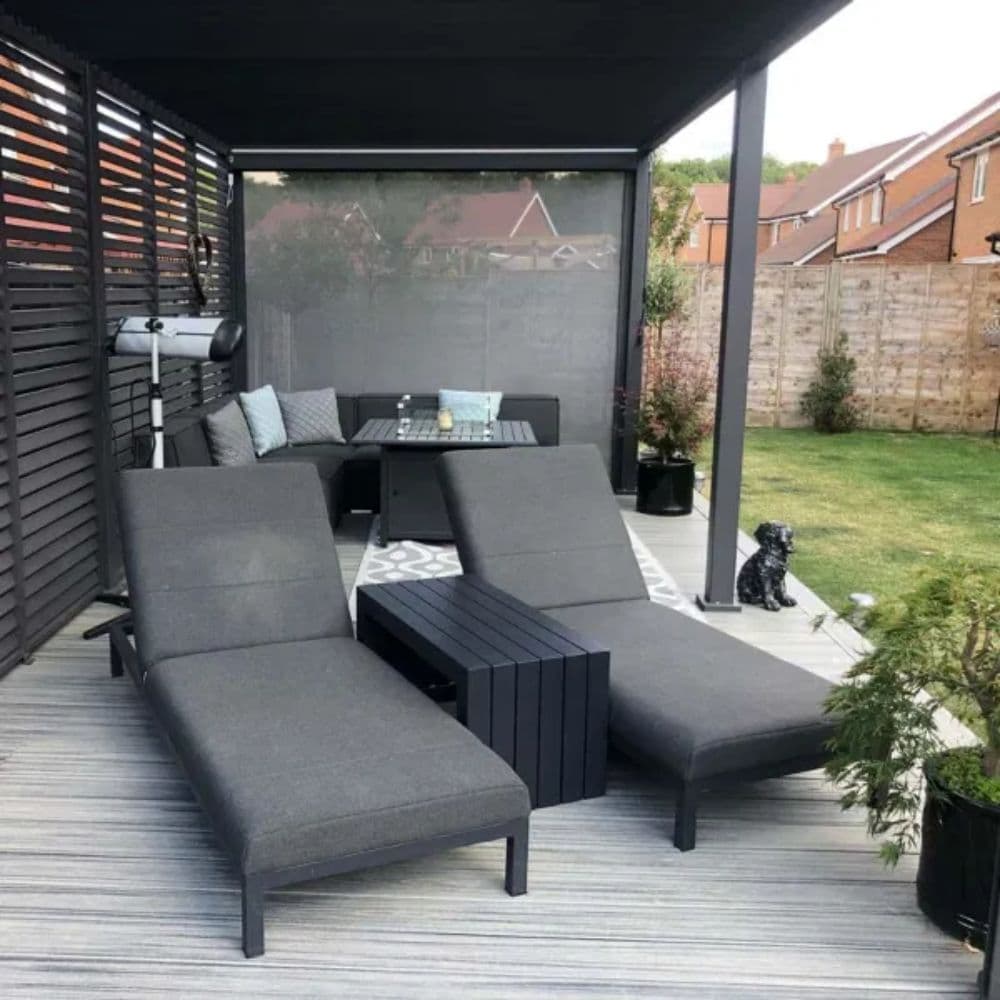 Persian Outdoor Lounge by FCI London