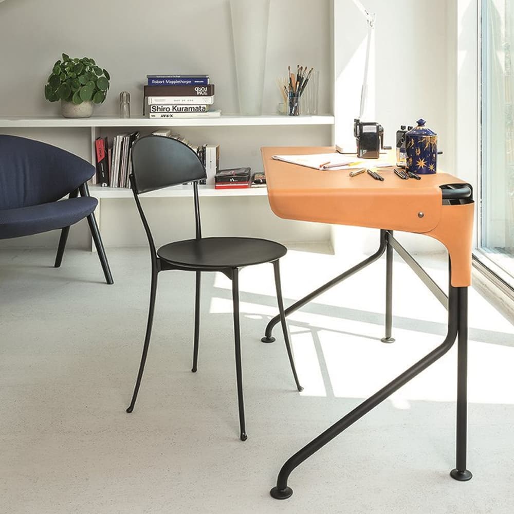 Tucano Desk by FCI London