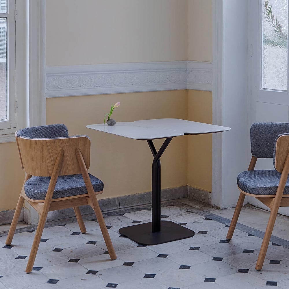 Wood-Oo 002 A Dining Table by Altitude