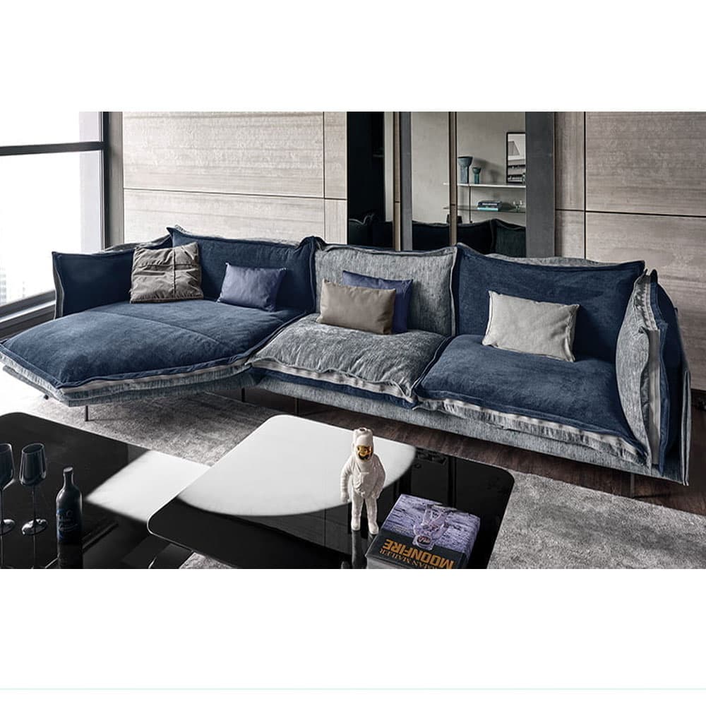 Auto-Reverse Sofa by Arketipo | By FCI London