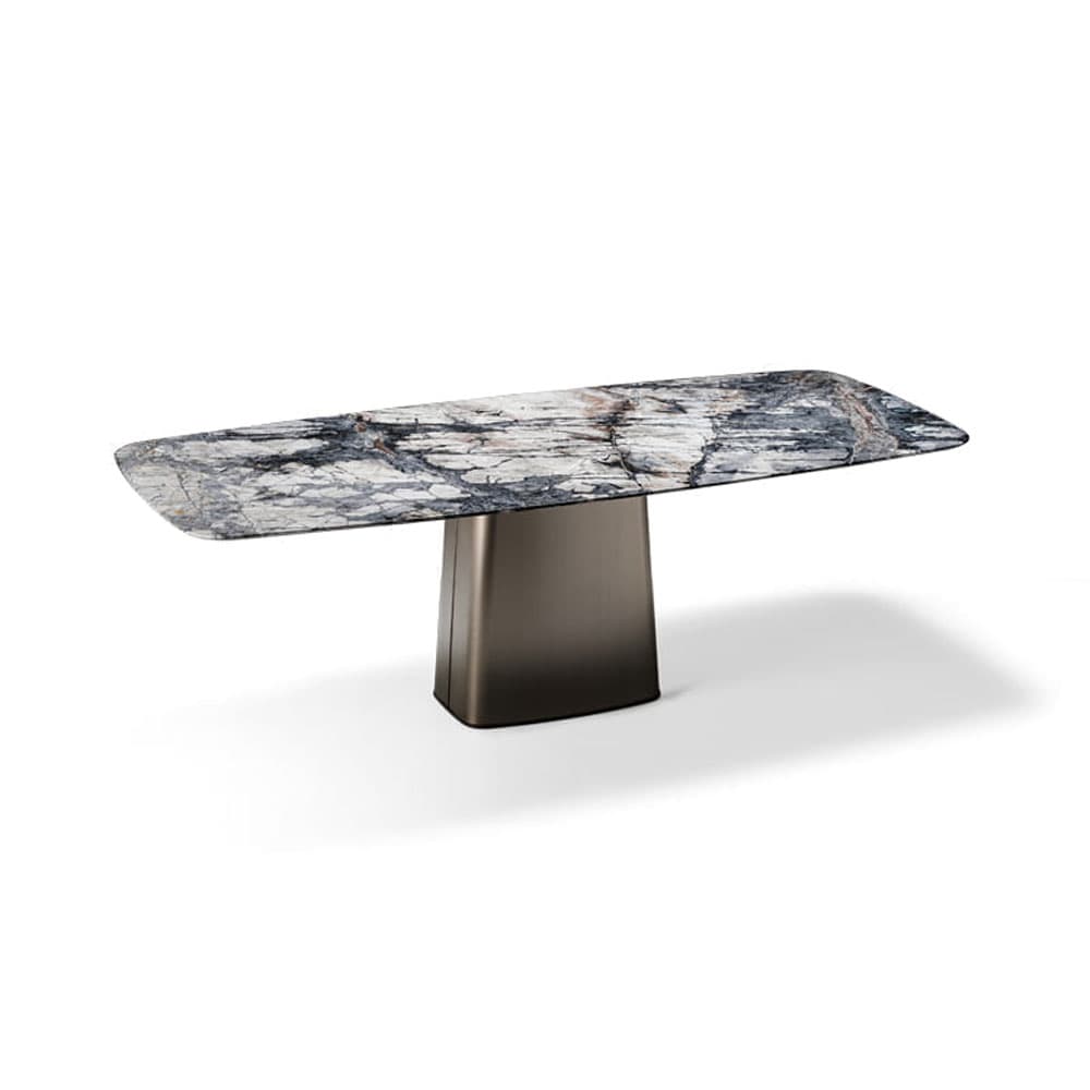Icon Dining Table by Arketipo | By FCI London