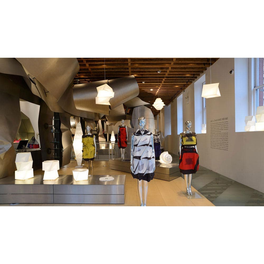 Minomushi Floor Lamp by Artemide