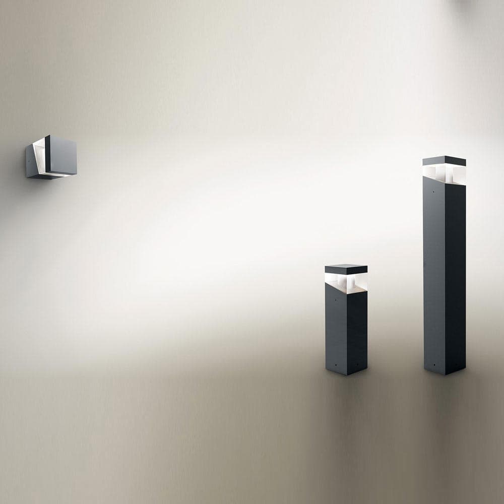 Tetragono Floor Lamp by Artemide