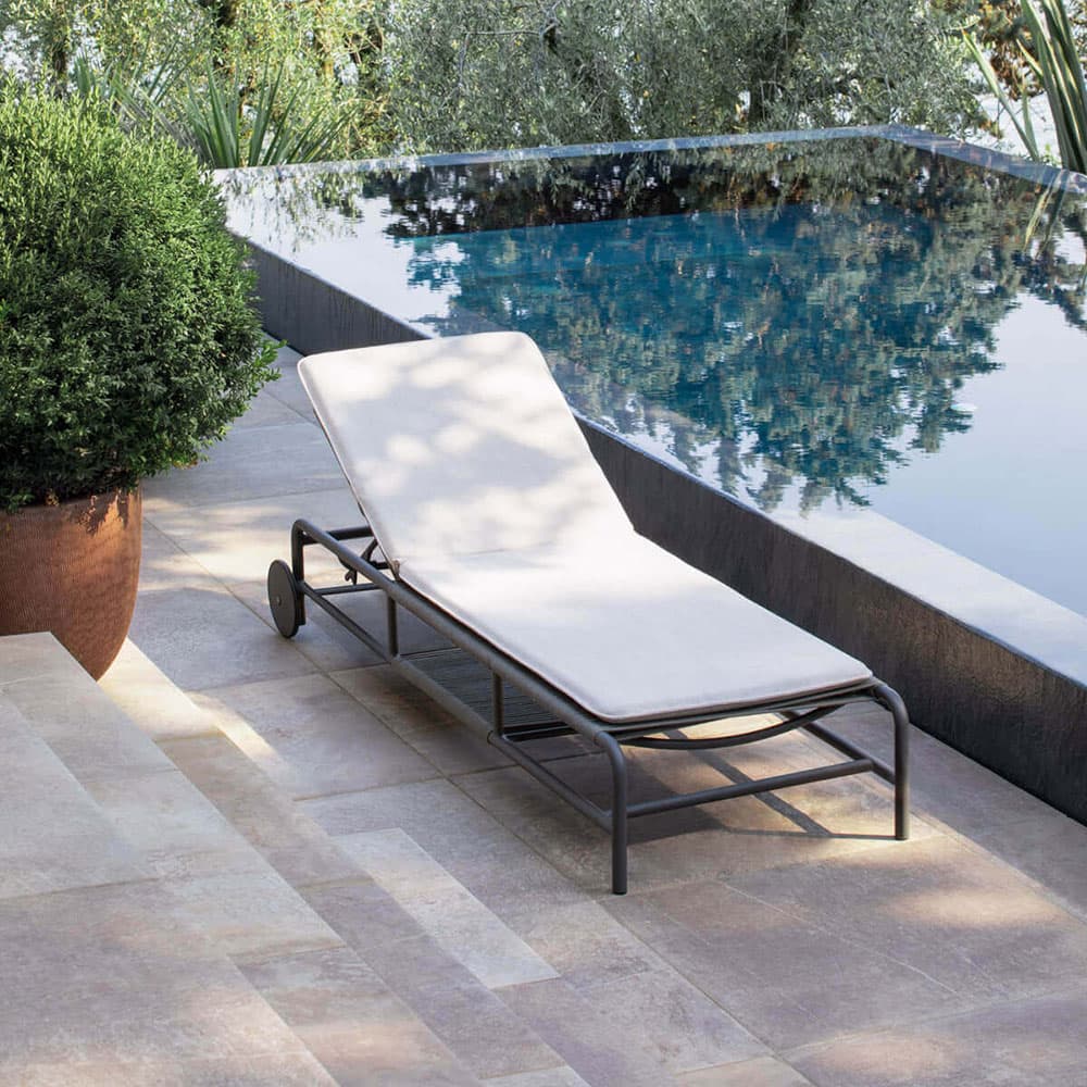 Air Sun Lounger by Atmosphera