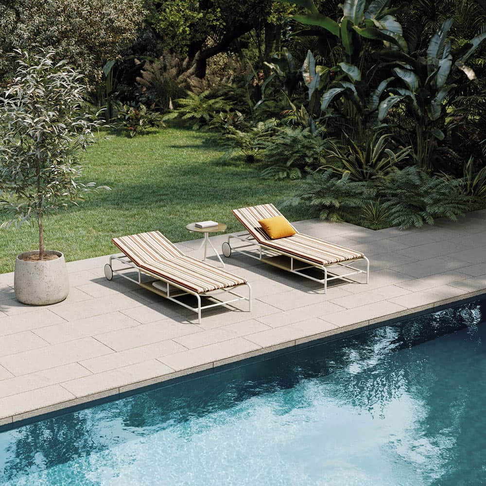 Air Sun Lounger by Atmosphera