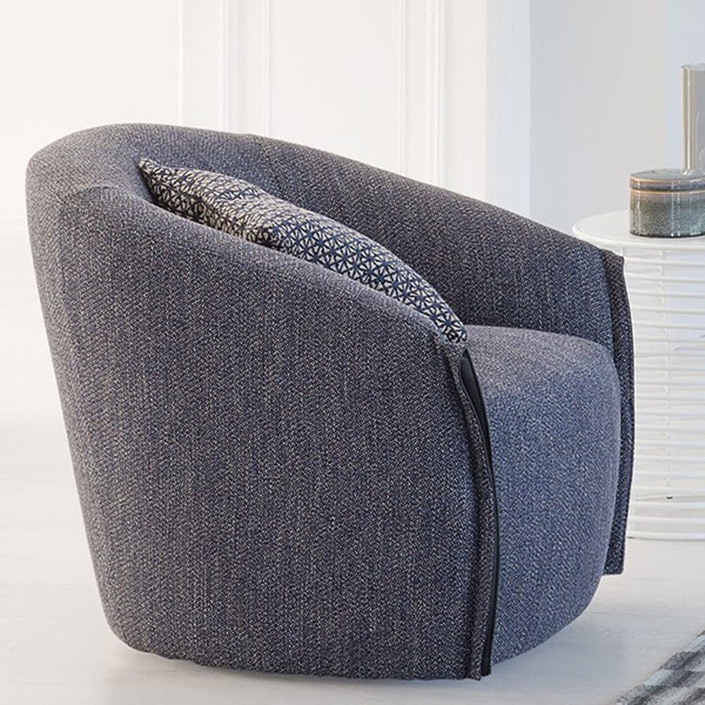 Bodo Armchair by Bonaldo