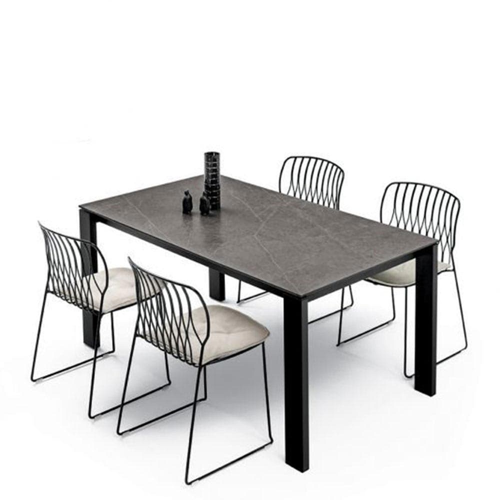 Tom Extending Table by Bontempi