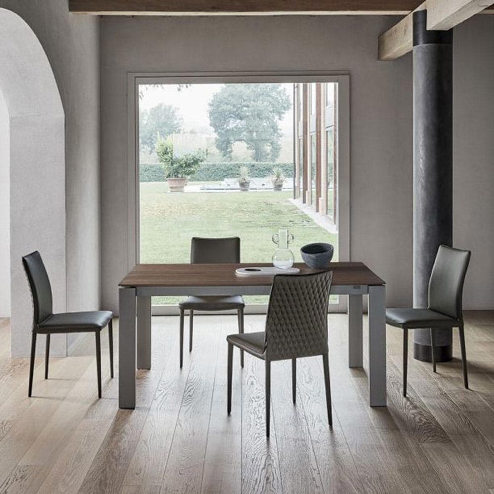 Tom Extending Table by Bontempi