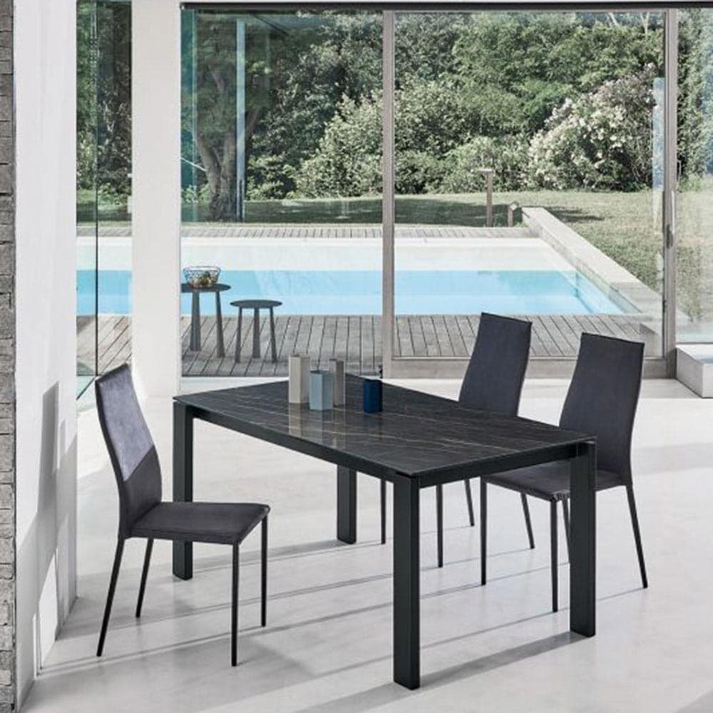 Tom Extending Table by Bontempi
