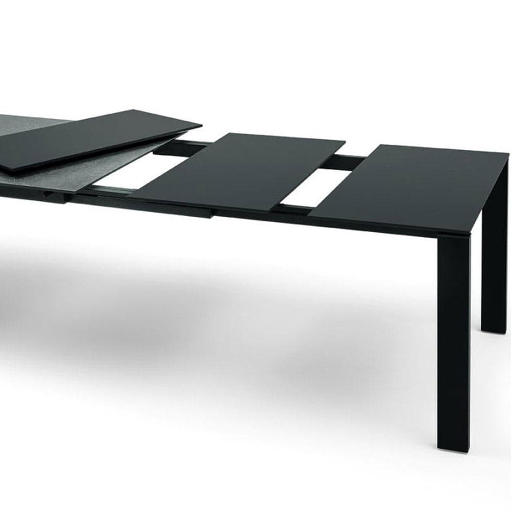 Tom Extending Table by Bontempi