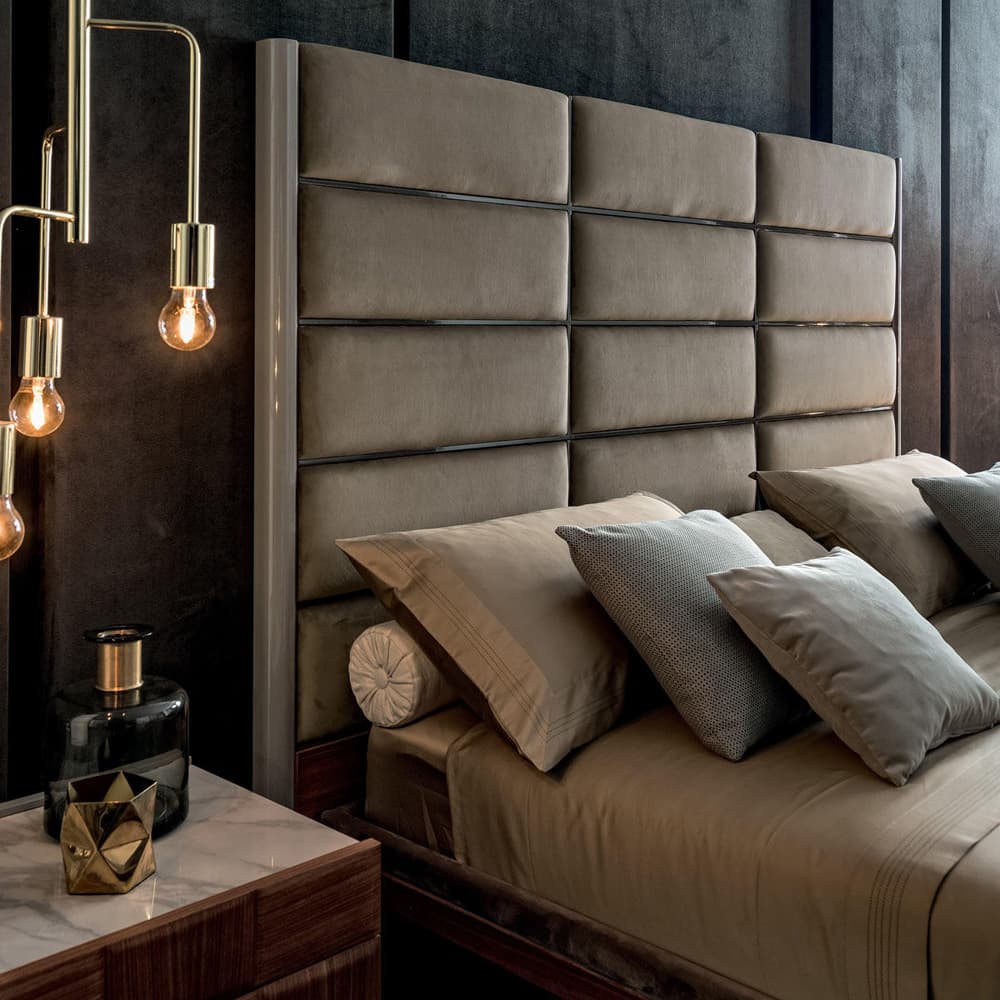 Dama Double Bed by Dallagnese