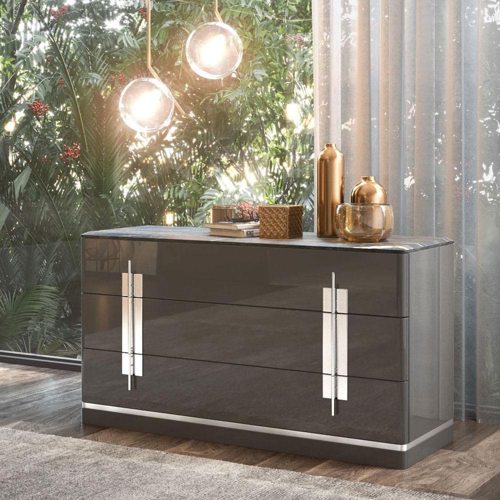 Batha Chest of Drawer by Evanista