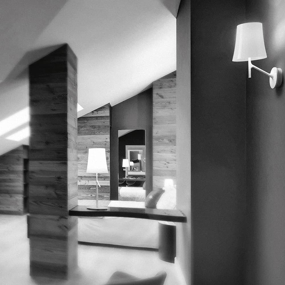 Birdie Wall Lamp by Foscarini