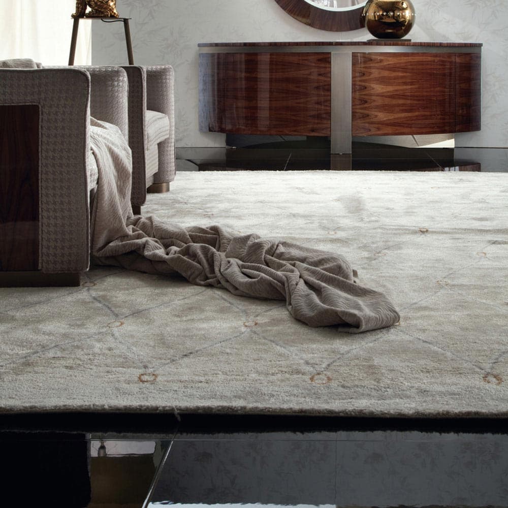 Coliseum Victorius Rug by Giorgio Collection