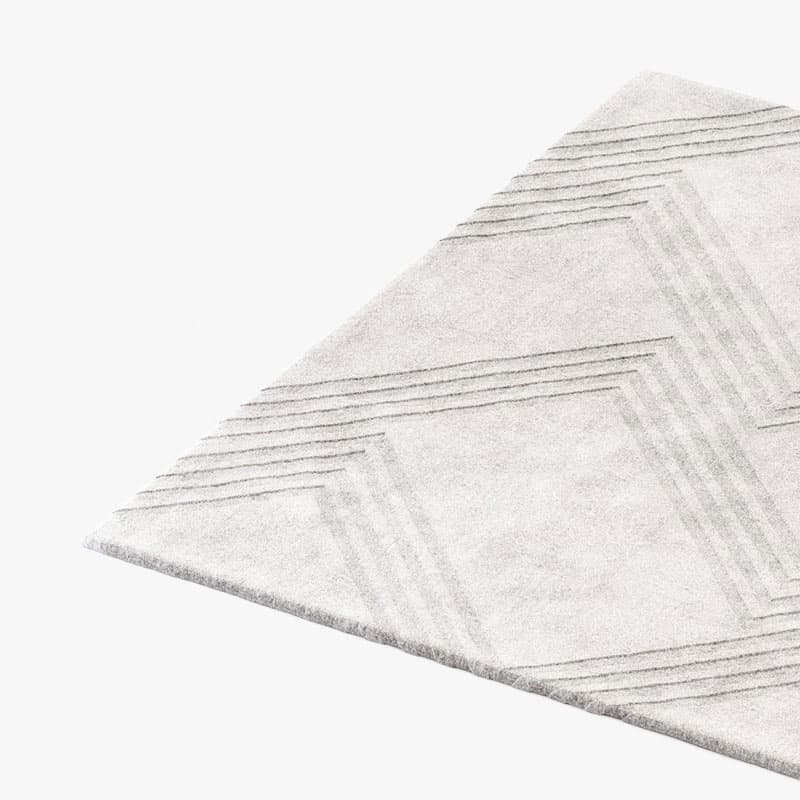 Path Rug by Laskasas