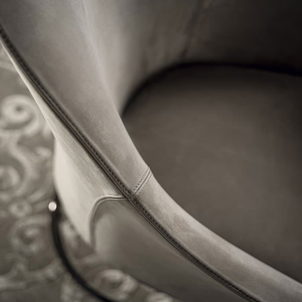 Lily Armchair by Longhi