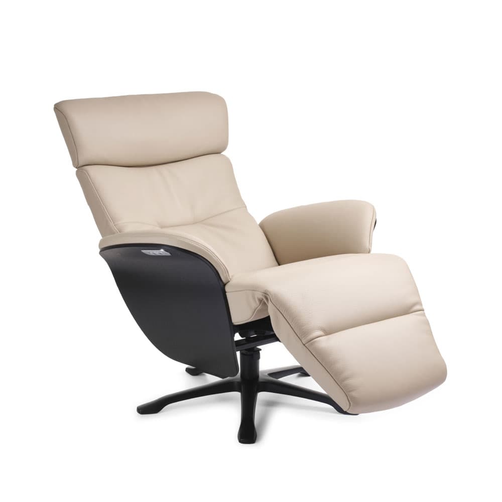 Nova Swivel Chair | Naustro Unwind Collection | FCI London